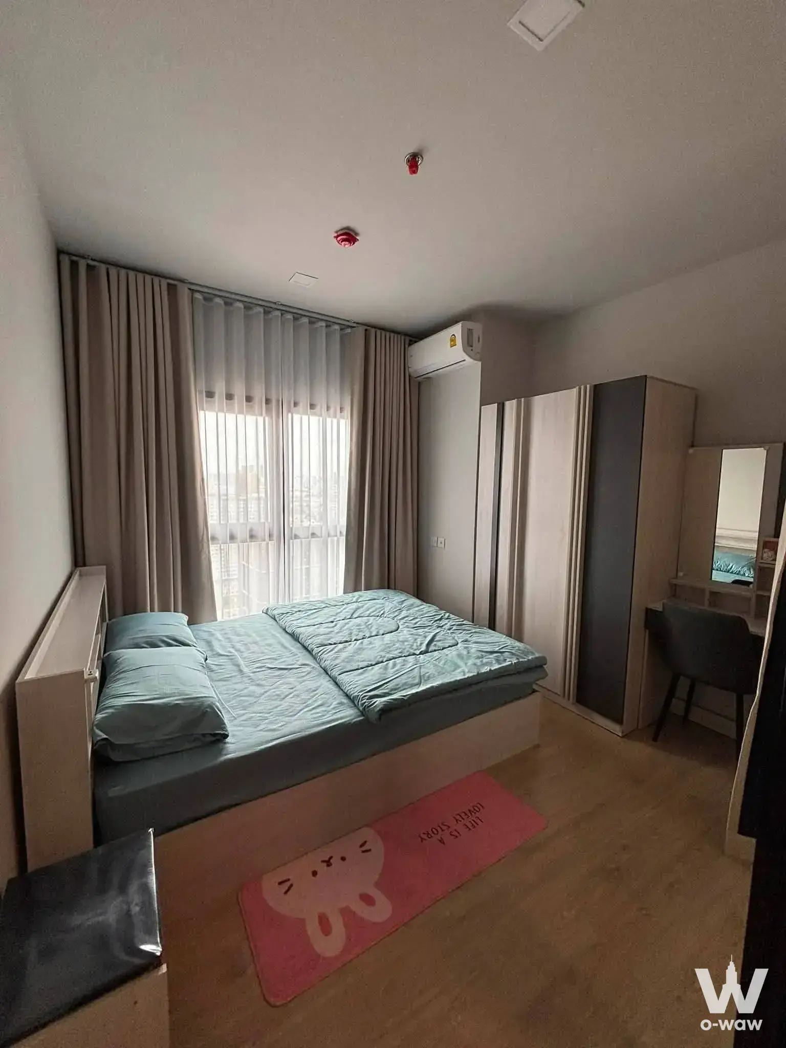 Condo with 1 bedroom for rent at Metris Phatthanakan-Ekkamai — photo 2 of 5