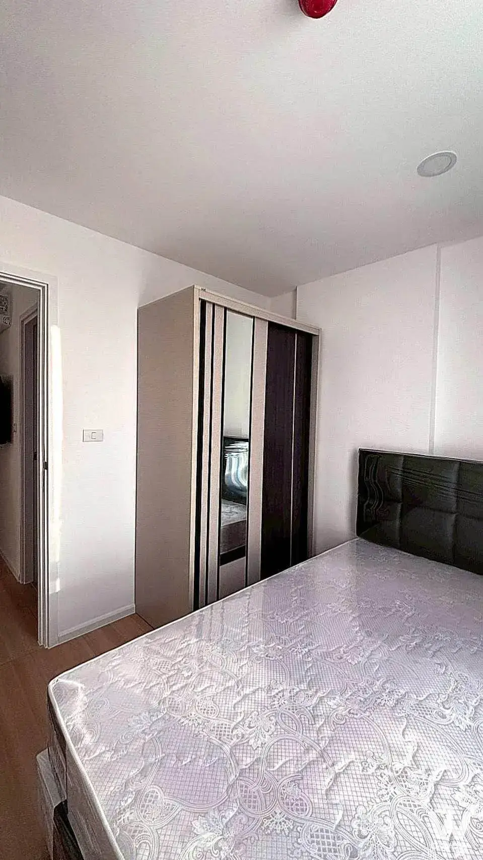 Condo with 1 bedroom for rent at Cerocco Bangna 36 — photo 5 of 5
