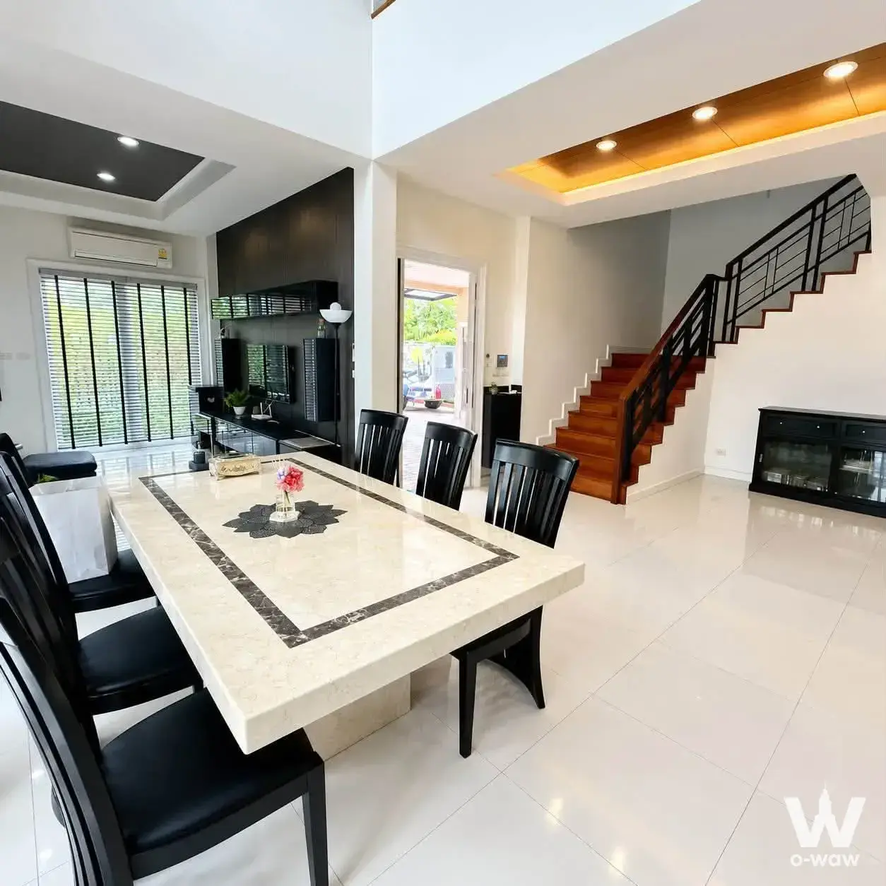 House with 4 bedrooms for sale at Villa Arcadia Srinakarin — photo 2 of 5