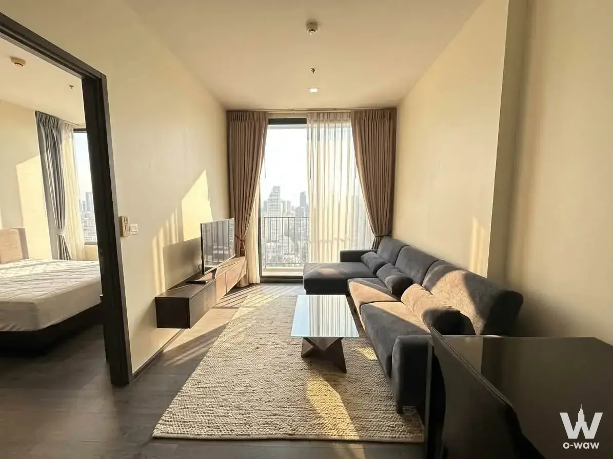 Condo with 1 bedroom for rent at The Edge Sukhumvit 23 — photo 1 of 5