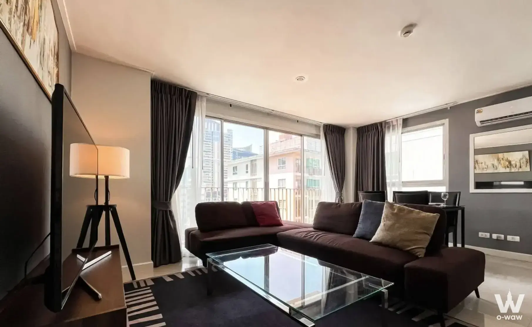 Condo with 1 bedroom for rent at The Clover Thonglor Residence — photo 4 of 5