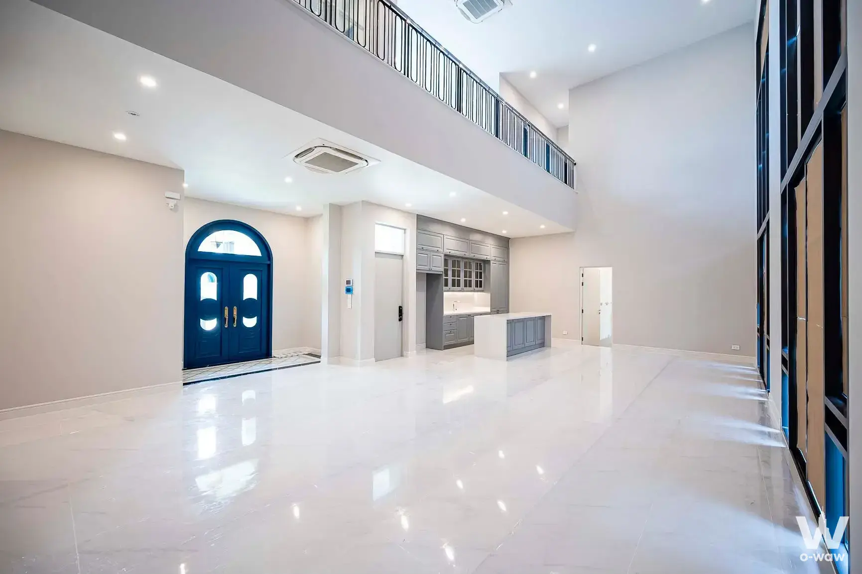 House with 4 bedrooms for sale at Narasiri Krungthep Kreetha — photo 1 of 5