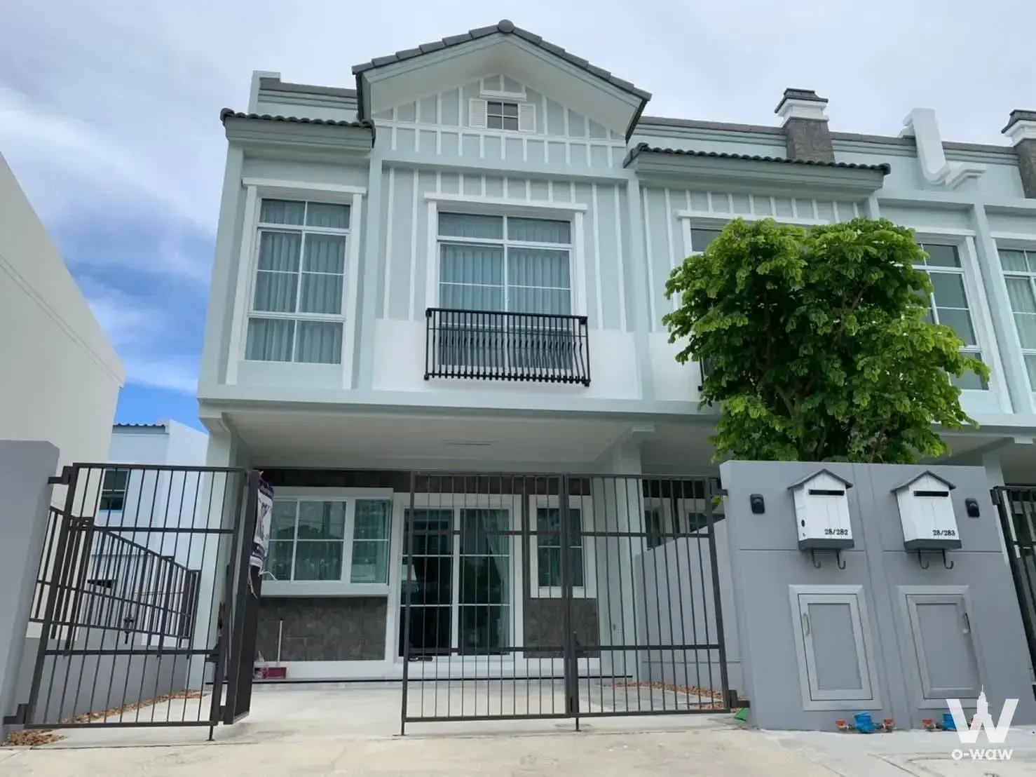 Soi Ramkhamhaeng 2, Khwaeng Dok Mai, Khet Prawet, Bangkok