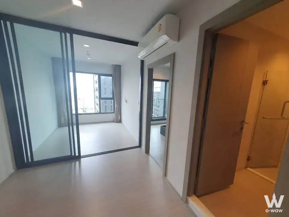 Condo with 1 bedroom for sale at Life Asoke - Rama 9 — photo 3 of 4