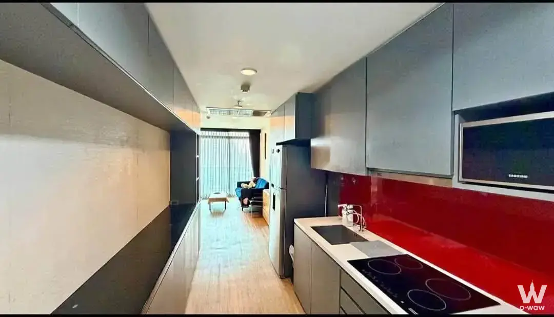 Condo with 3 bedrooms for rent at Siamese Surawong — photo 4 of 5