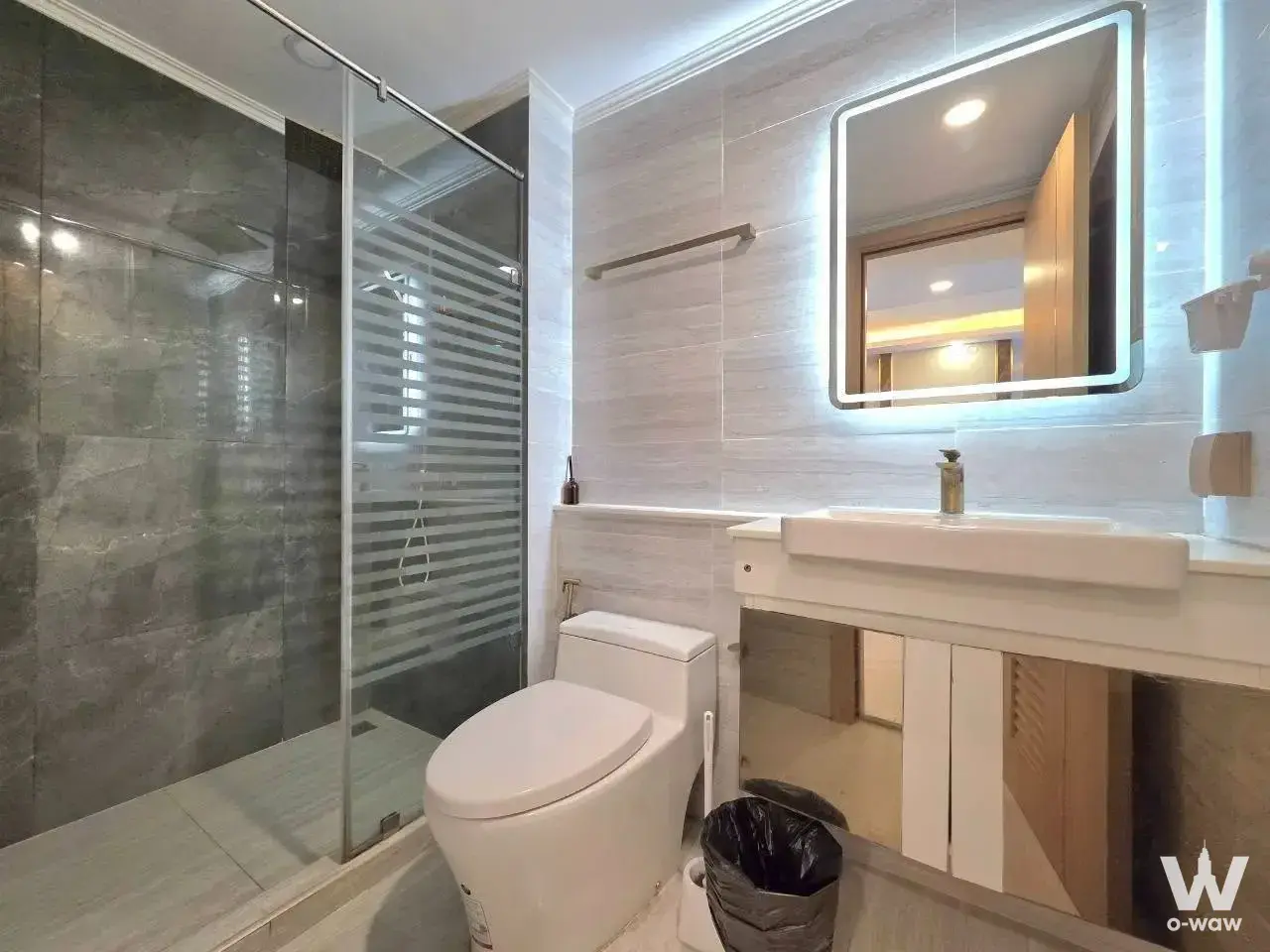 Condo with 1 bedroom for rent at Dusit Grand Park — photo 4 of 5