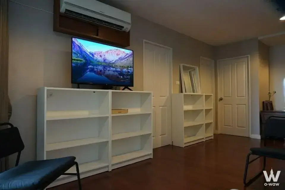 Condo with 2 bedrooms for rent at Belle Grand Rama 9 — photo 4 of 5