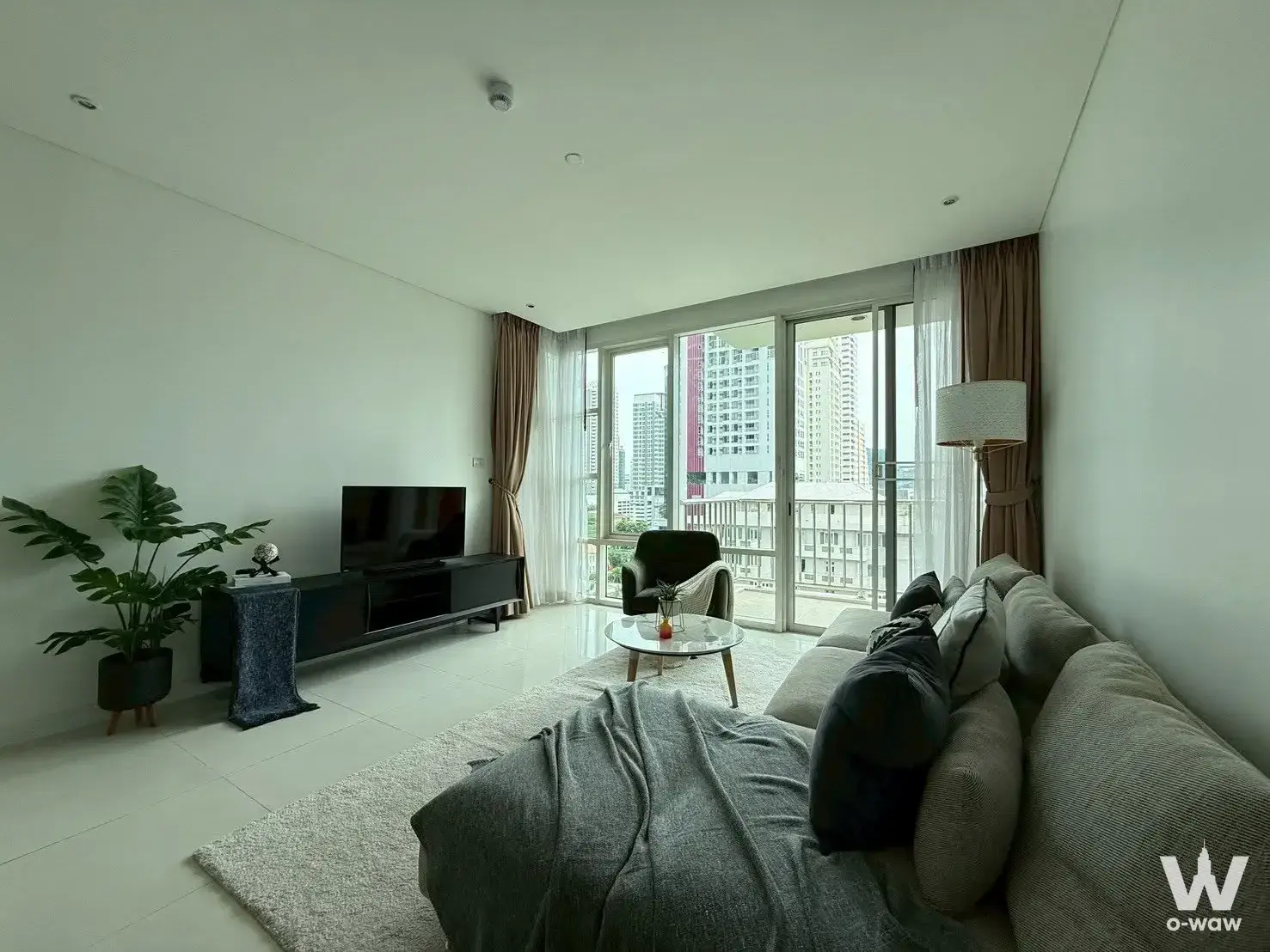 Condo with 2 bedrooms for sale at Fullerton Sukhumvit — photo 1 of 5
