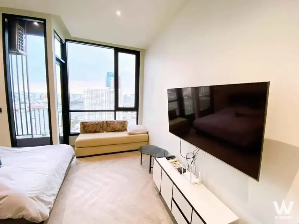 Condo with 1 bedroom for rent at Chapter Charoennakhon–Riverside — photo 1 of 5