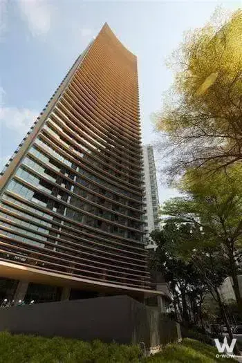 Commercial with 2 bedrooms for rent at The Lumpini 24 — photo 1 of 5