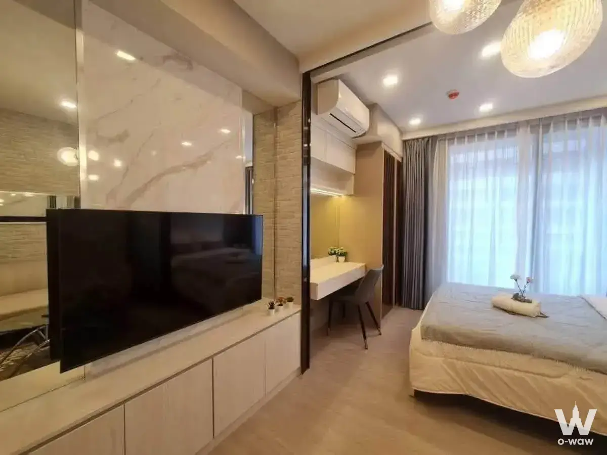 Condo with 1 bedroom for rent at One9Five Asoke - Rama 9 — photo 3 of 9