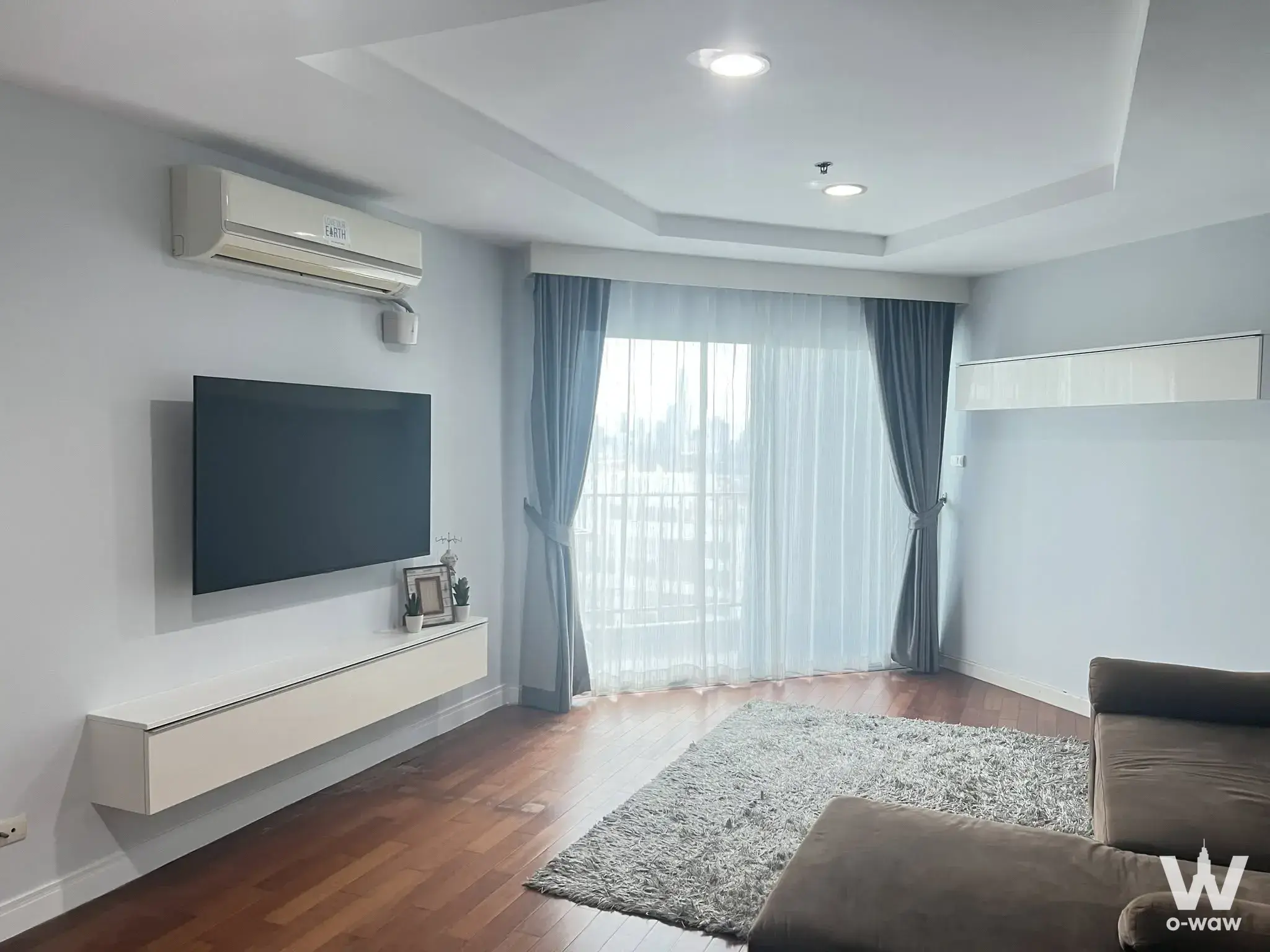 Condo with 2 bedrooms for sale at Belle Grand Rama 9 — photo 1 of 4