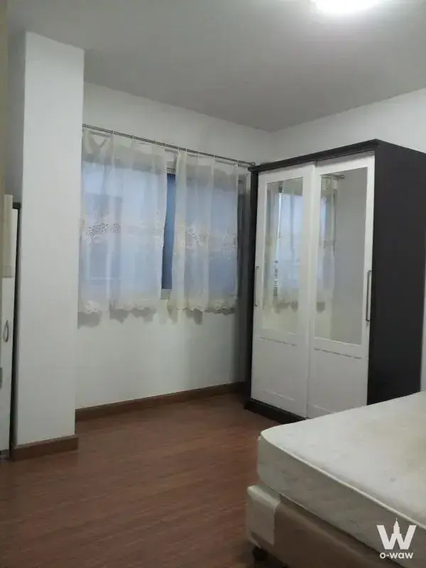 Condo with 2 bedrooms for sale at Srinakarin, near Lotus's Srinakarin and Kanchanaphisek Expressway & Yellow Line MRT — photo 1 of 5