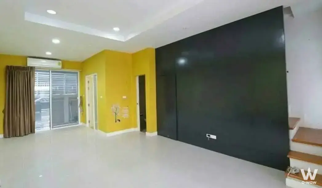 Townhouse with 3 bedrooms for sale at Baan Klang Mueang — photo 4 of 4