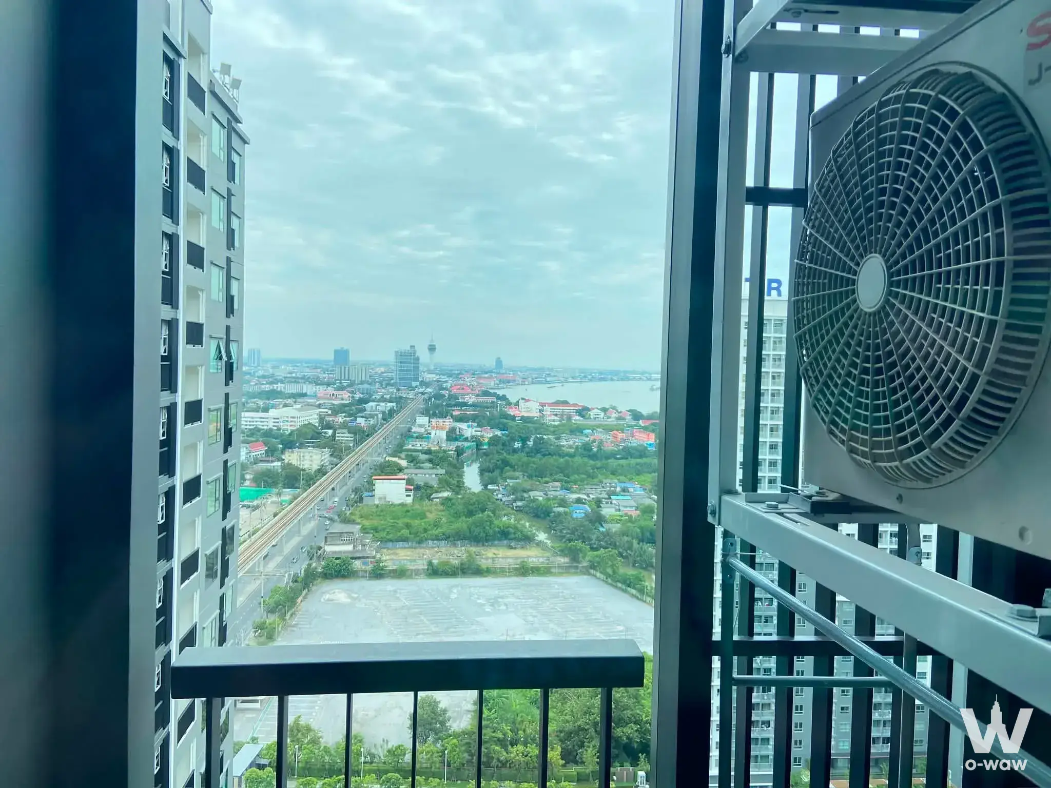 Condo with 1 bedroom for rent at Aspire Erawan Prime — photo 1 of 5