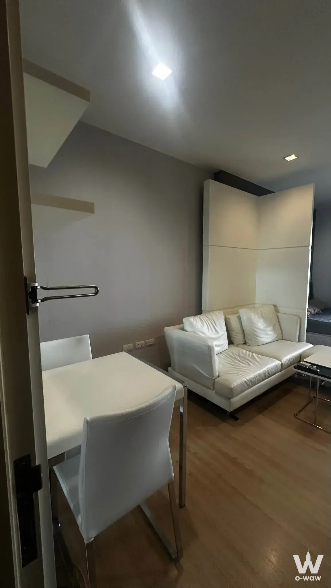 Condo with 1 bedroom for rent at Urbano Absolute Sathon-Taksin — photo 2 of 5