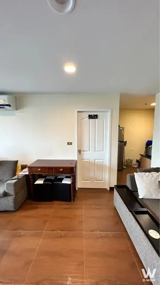Condo with 1 bedroom for sale at The Executive Regent — photo 1 of 2