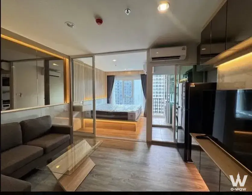 Condo with 1 bedroom for rent at Regent Home Bangna (รีเจ้นท์โฮม บางนา) — photo 1 of 5