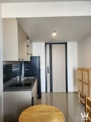 Condo with 1 bedroom for rent at Oka Haus — photo 3 of 5