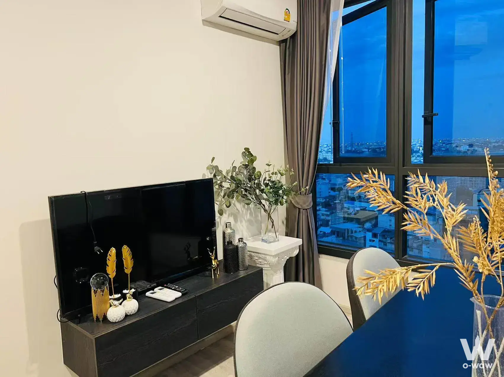 Condo with 1 bedroom for rent at XT HUAIKHWANG — photo 3 of 5