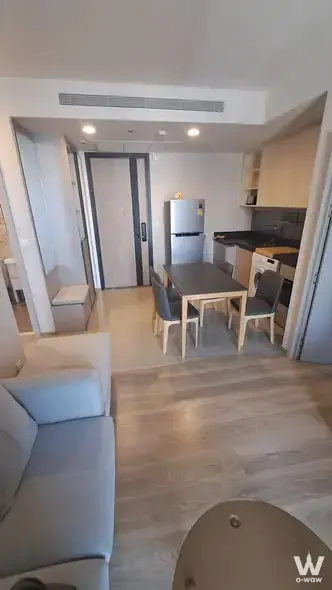 Condo with 2 bedrooms for rent at Oka Haus — photo 2 of 5