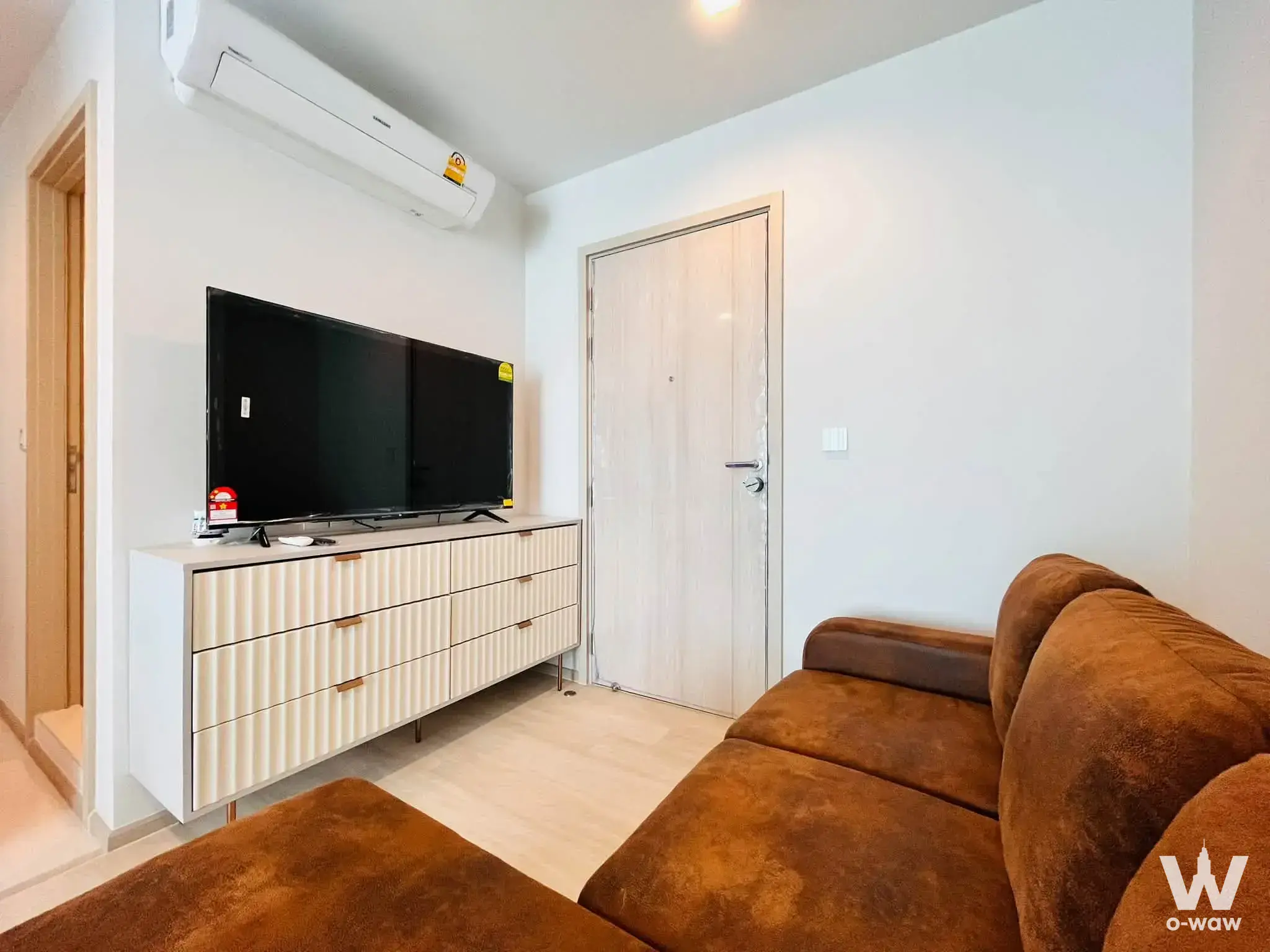 Condo with 1 bedroom for rent at Life One Wireless — photo 1 of 5