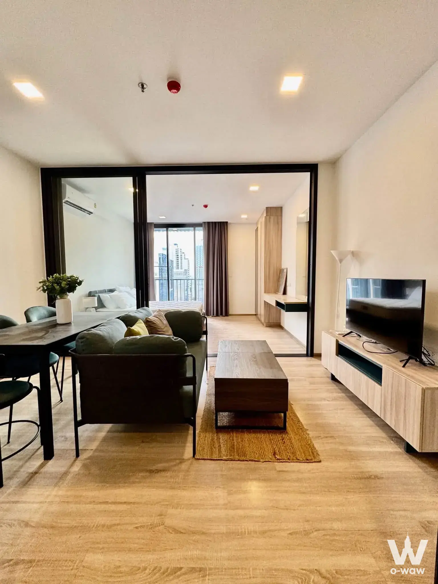 Condo with 1 bedroom for rent at XT Phayathai — photo 2 of 5