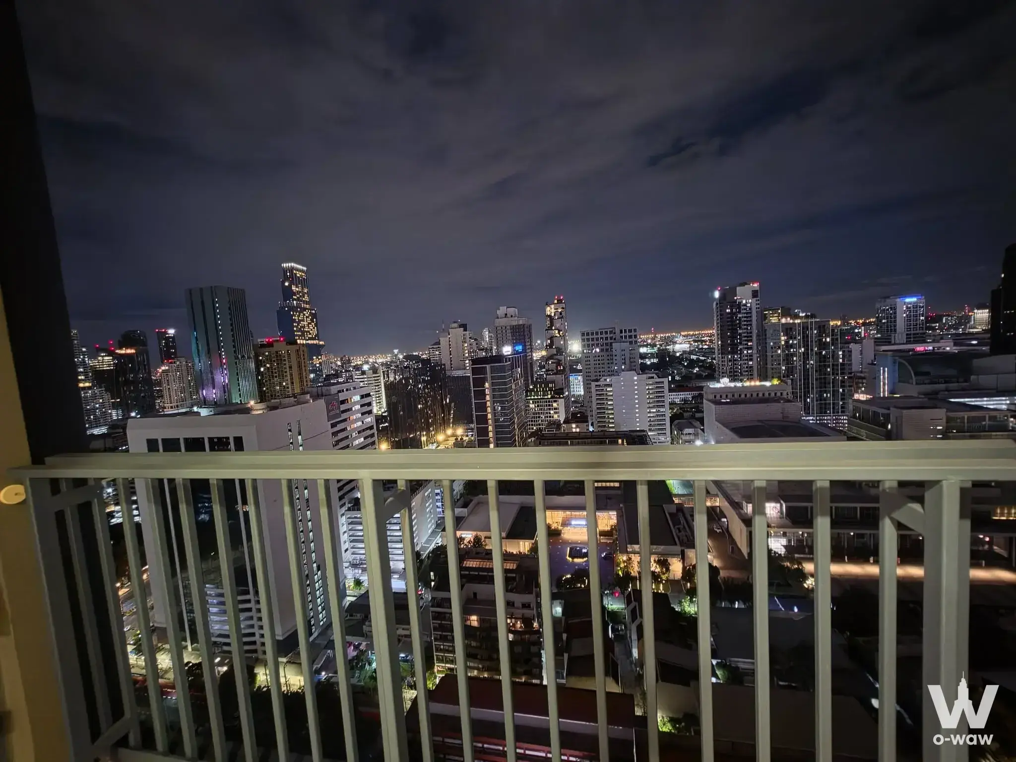 Condo with 1 bedroom for rent at XT Phayathai — photo 2 of 5
