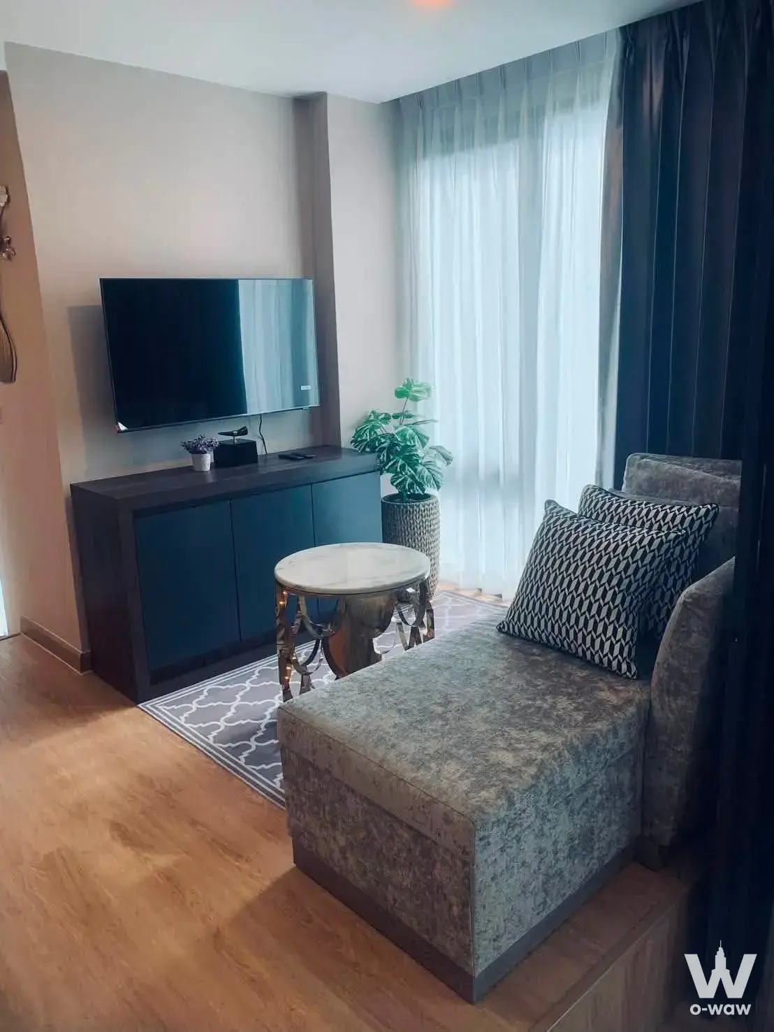 Condo with 2 bedrooms for rent at LLoyd Soonvijai-Thonglor — photo 1 of 4