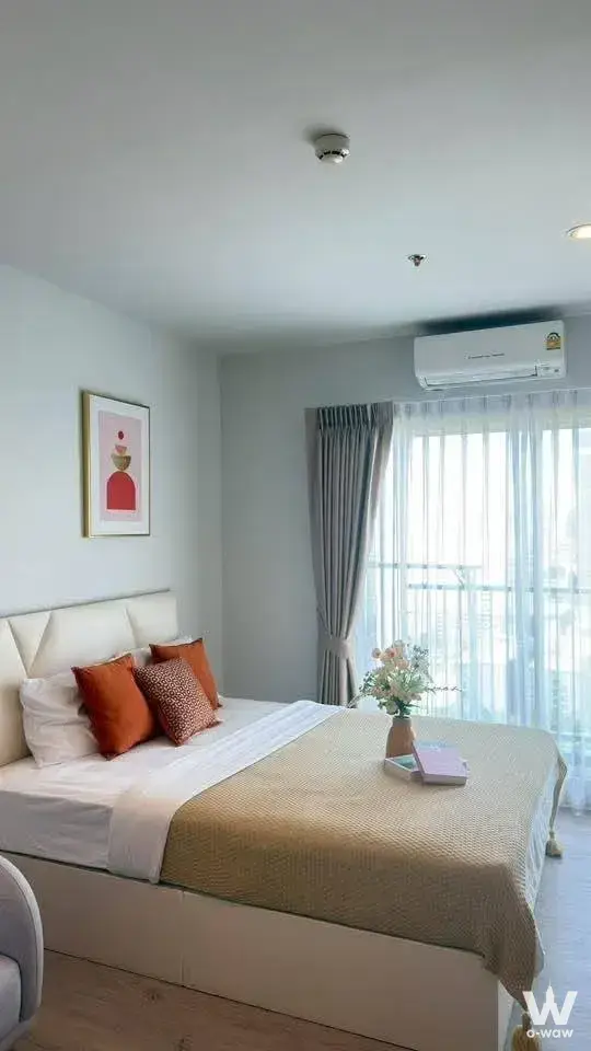 Near BTS Wutthakat Station, close to Sathorn and Silom areas, Bangkok