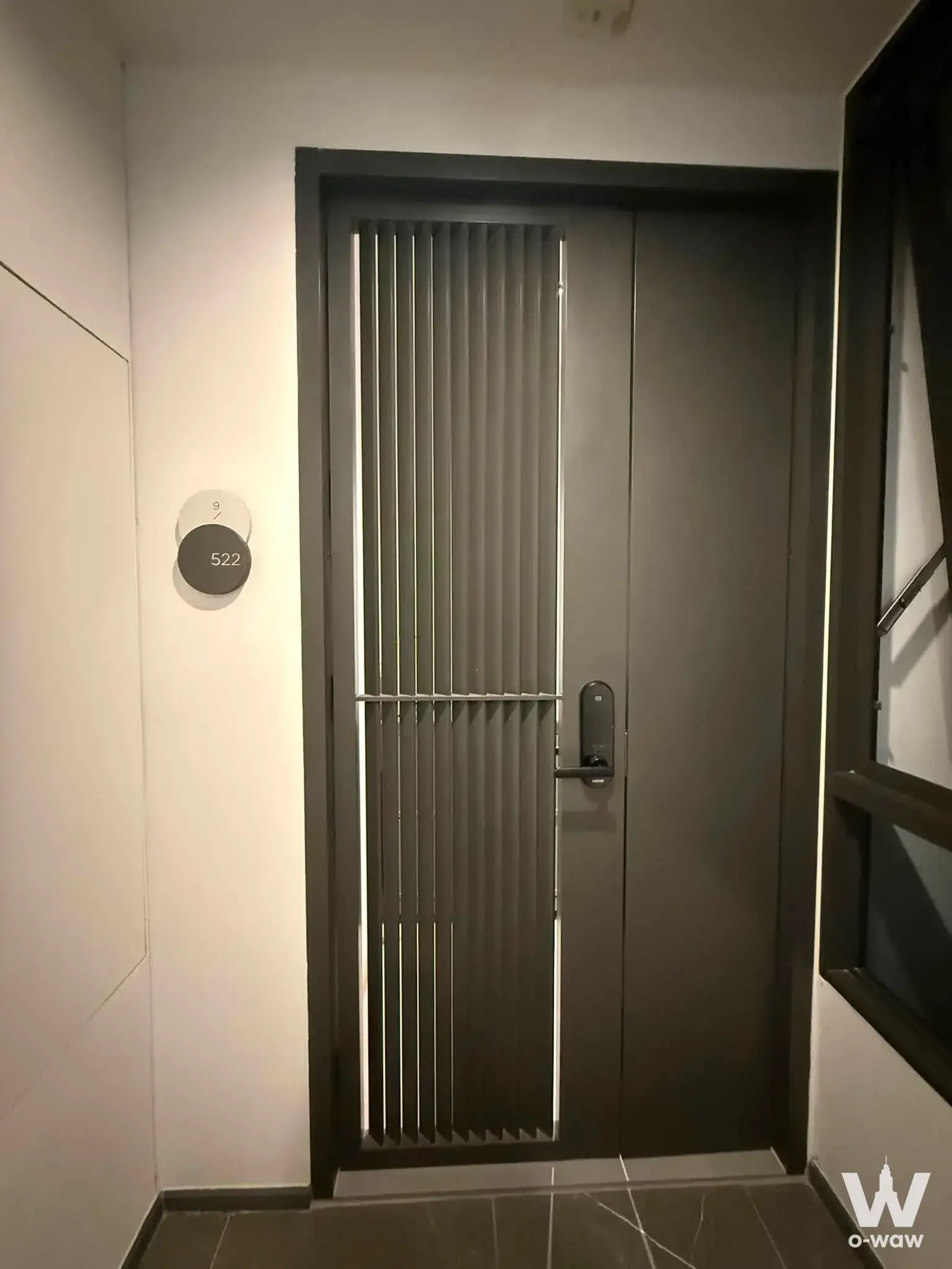 Sathorn-Wongwian Yai, Bangkok