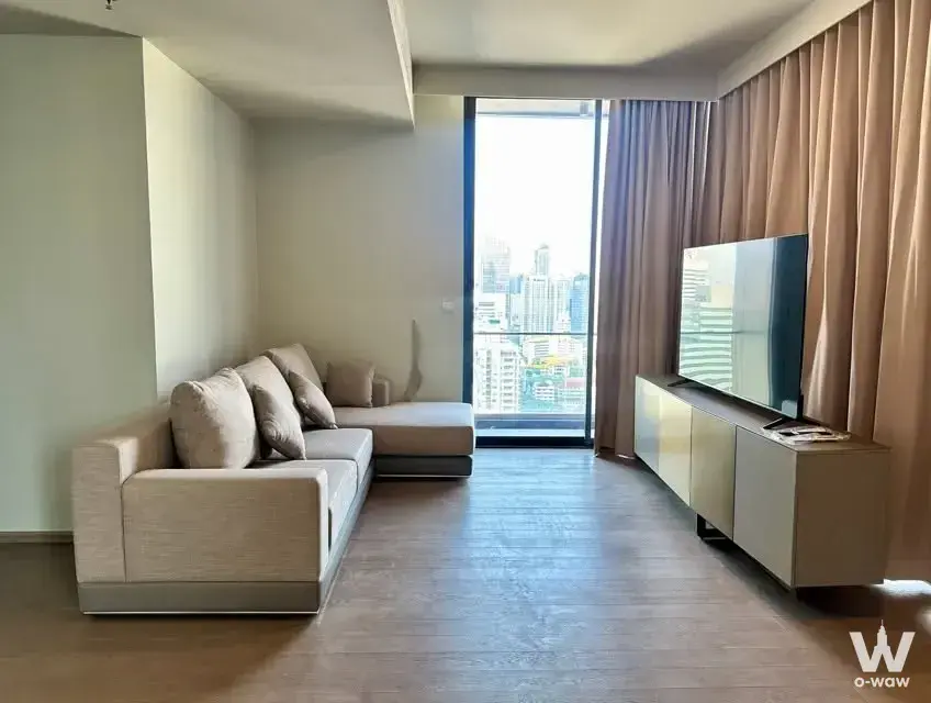 Condo with 3 bedrooms for rent at Celes Asoke — photo 1 of 5