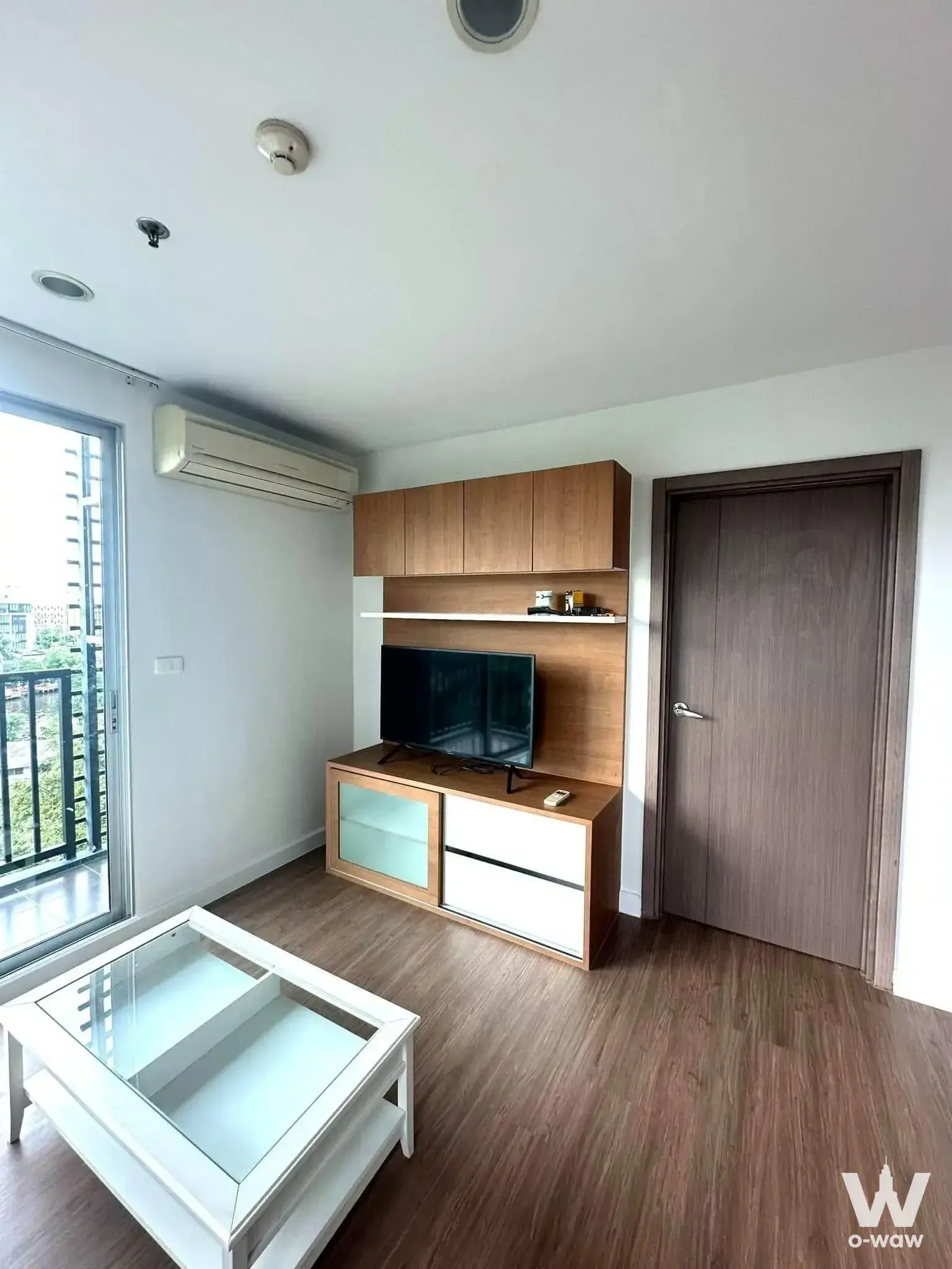 Condo with 1 bedroom for rent at THE BASE Sukhumvit 77 — photo 2 of 5