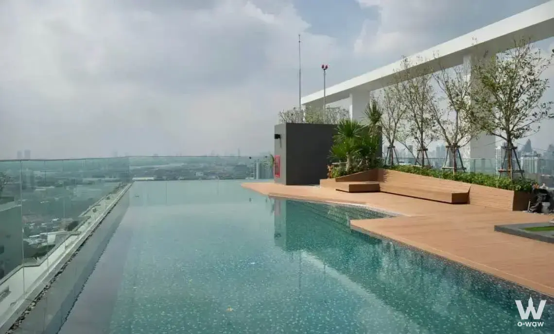 Commercial with 1 bedroom for sale at Life Sukhumvit 48 — photo 2 of 4