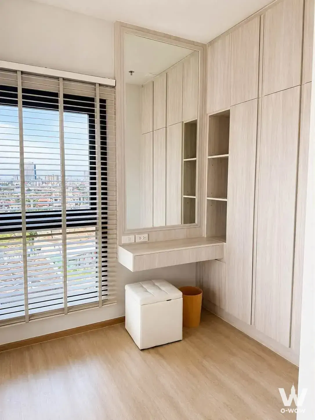 Condo with 2 bedrooms for rent at Metris Phatthanakan-Ekkamai — photo 4 of 5