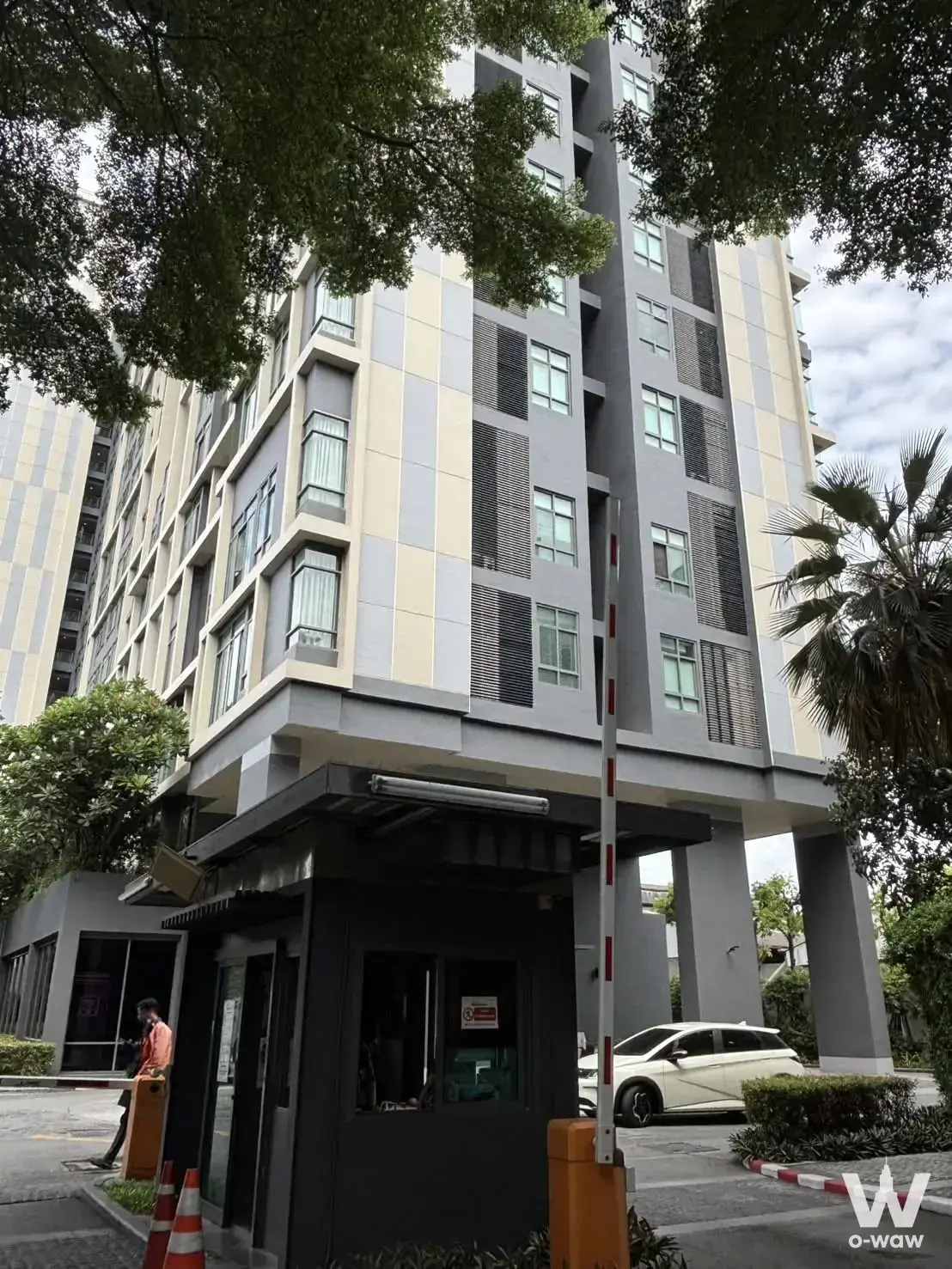 Sukhumvit 103, Udom Suk, Bangkok (20 meters from BTS Udom Suk)