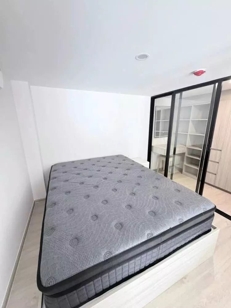 Condo with 1 bedroom for rent at Samut Prakan, Thailand — photo 1 of 11