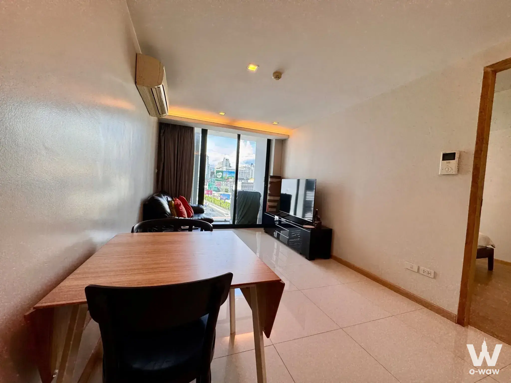 Condo with 1 bedroom for sale at Socio Ruamrudee — photo 4 of 5