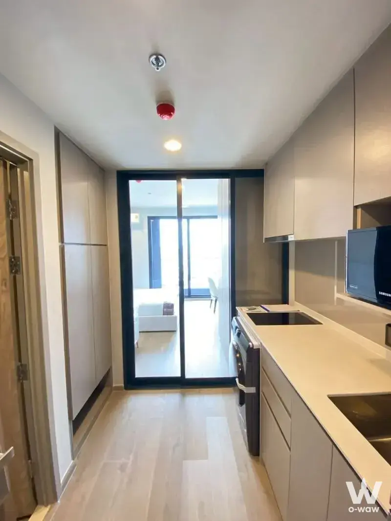 Condo with 1 bedroom for rent at THE CROWN Residences — photo 3 of 5