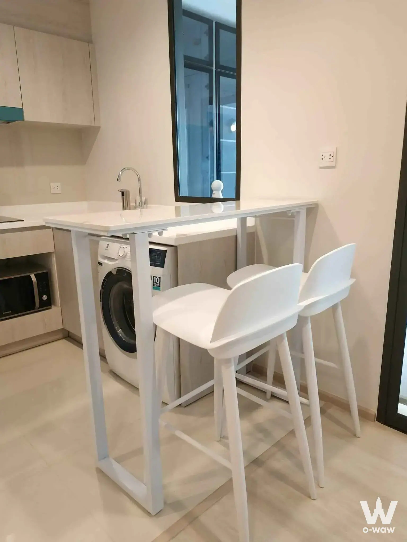 Condo with 1 bedroom for rent at Life One Wireless — photo 3 of 4