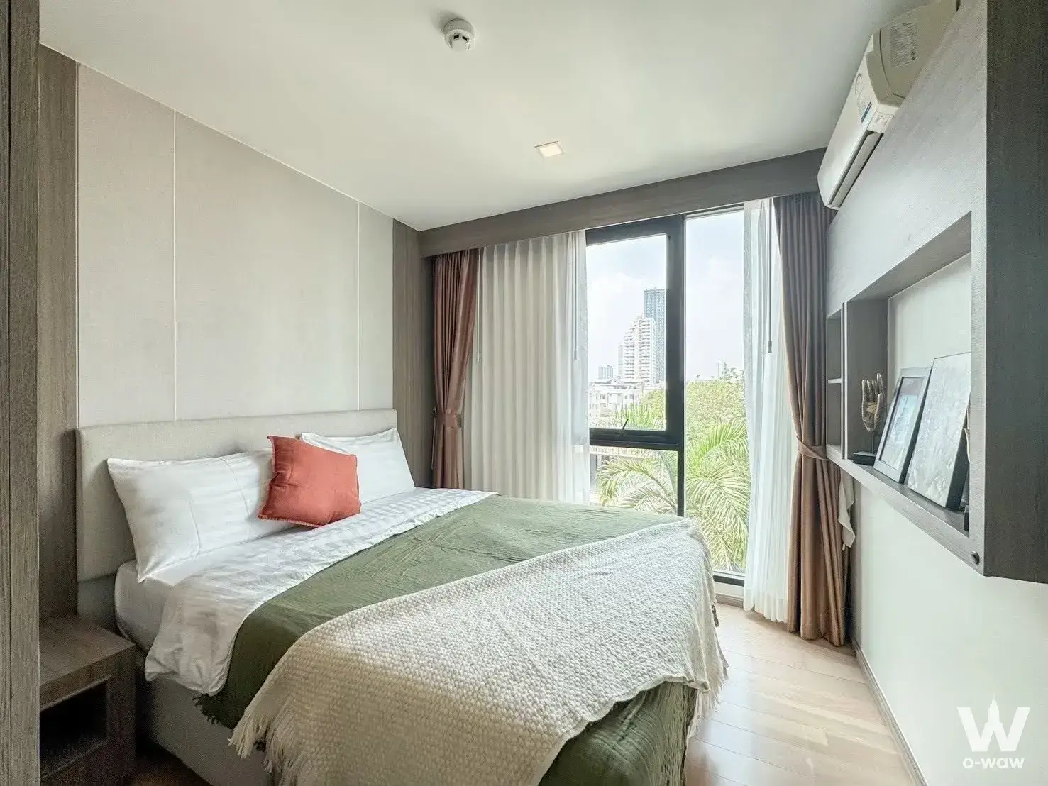 Condo with 2 bedrooms for rent at art @ Thonglor — photo 2 of 5