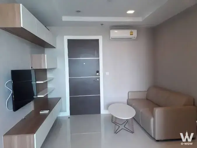 Condo with 1 bedroom for rent at Samrong BTS Station area, near Imperial Samrong Mall, Central Bangna, Bangkok Mall, International School, St. Joseph's Bangna, Assumption College, Samrong Hospital, Bang Na Expressway, and Kanchanaphisek Ring Road. — photo 1 of 3