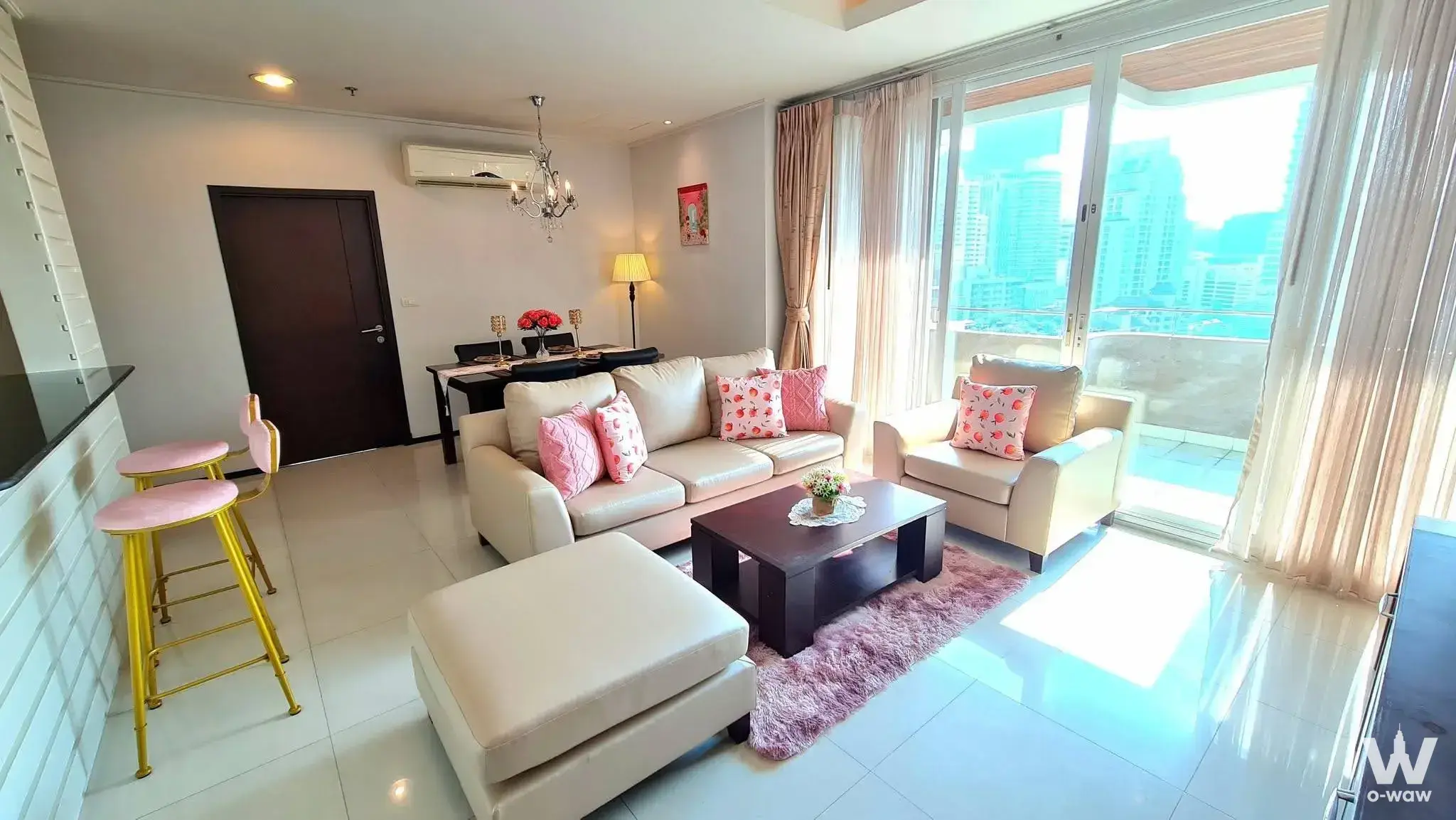 Condo with 2 bedrooms for rent at Piyathip Place Serviced Apartment — photo 1 of 5