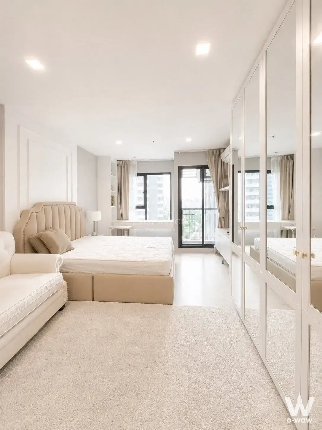 Condo with 1 bedroom for sale at Life One Wireless — photo 2 of 2
