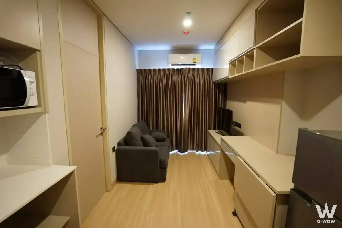 Condo with 1 bedroom for rent at Lumpini Suite Phetchaburi - Makkasan — photo 1 of 5