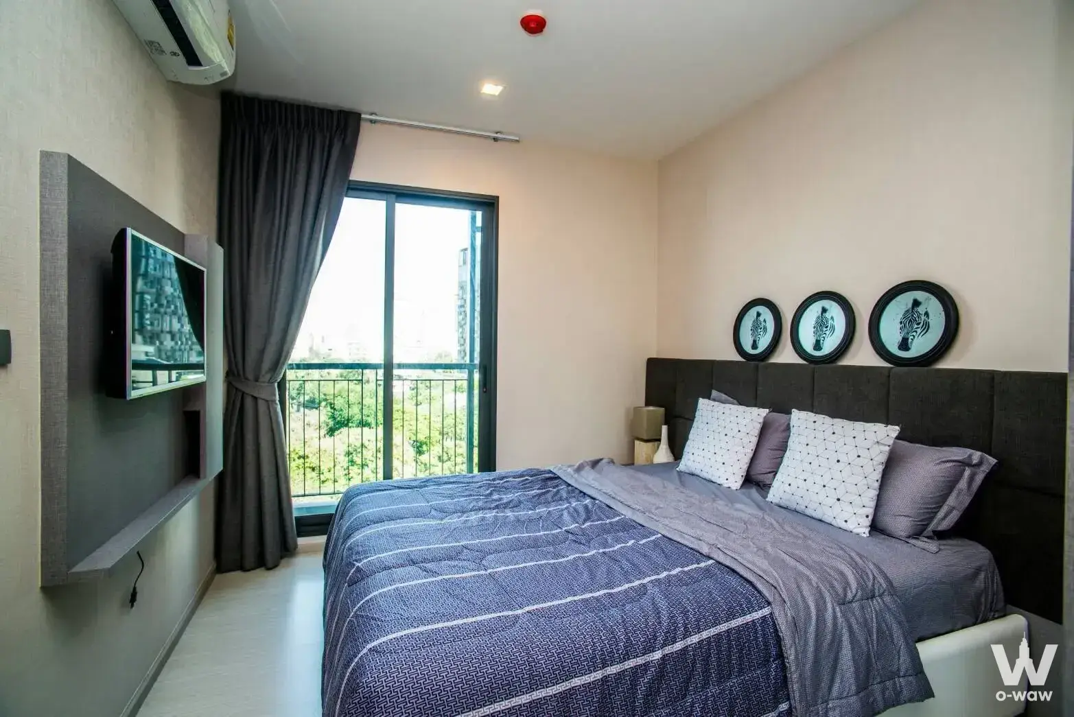 Condo with 1 bedroom for rent at Rhythm Sukhumvit 36-38 — photo 1 of 5