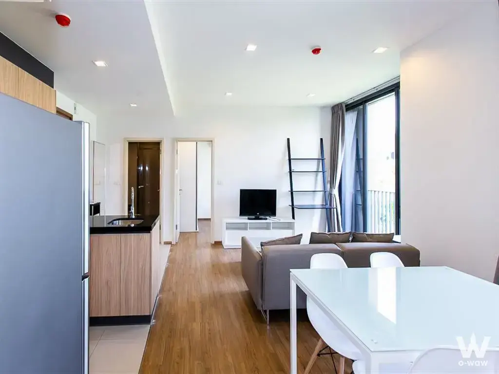 Commercial with 2 bedrooms for rent at HASU HAUS — photo 3 of 5