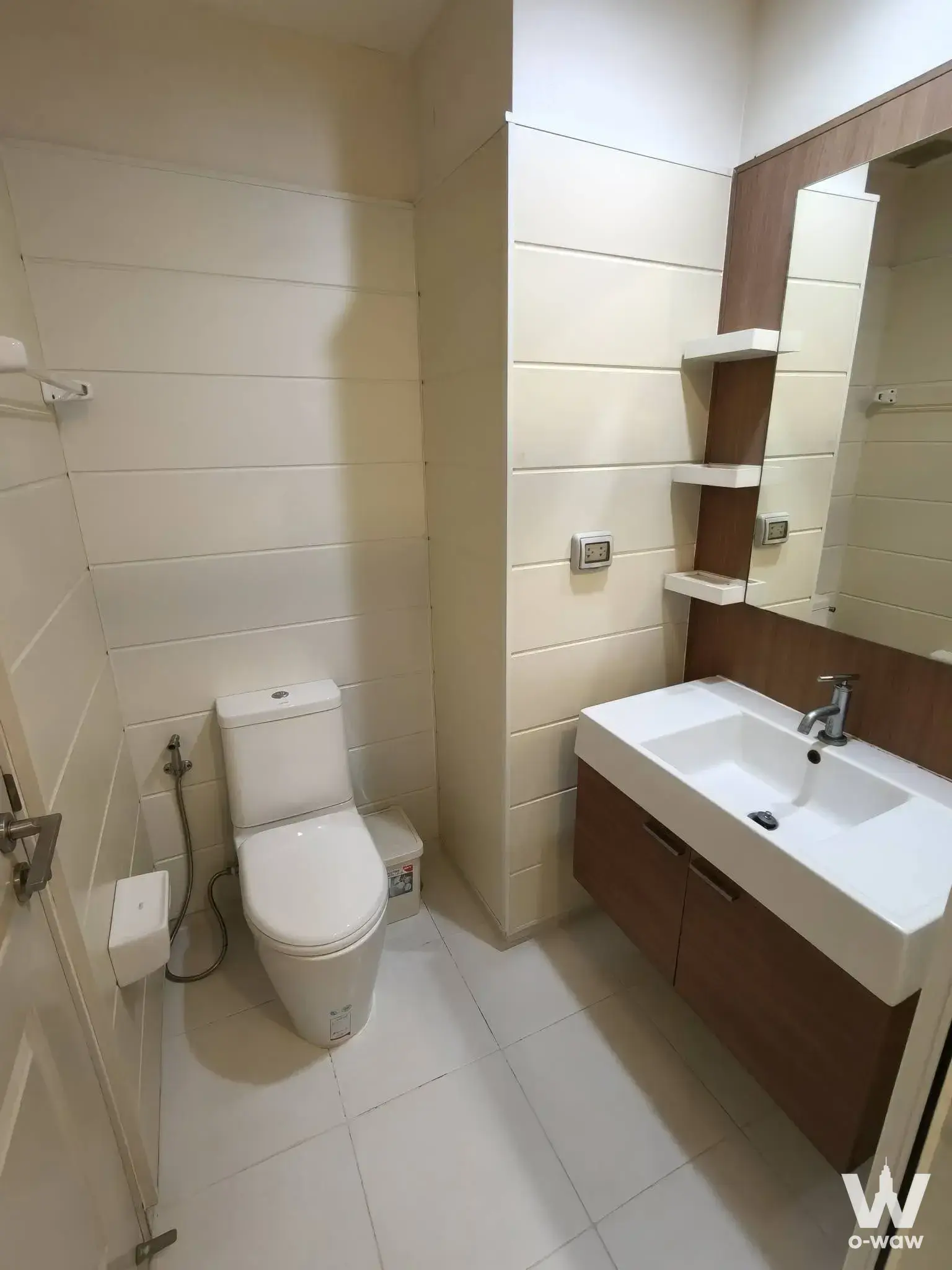 Condo with 1 bedroom for rent at Q House Condo Sathon — photo 3 of 4