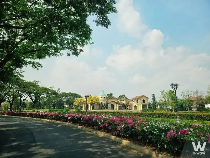 Bang Na, near Mega Bangna and expressway