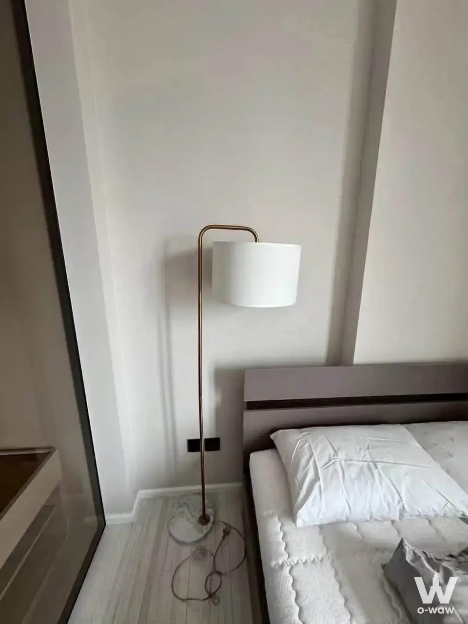Condo with 1 bedroom for rent at The Room Phaya Thai — photo 3 of 5